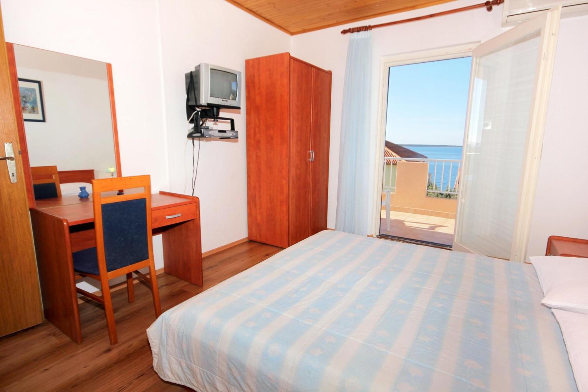Apartments And Rooms By The Sea Mandre, Pag - 3557 Kolan Szoba fotó