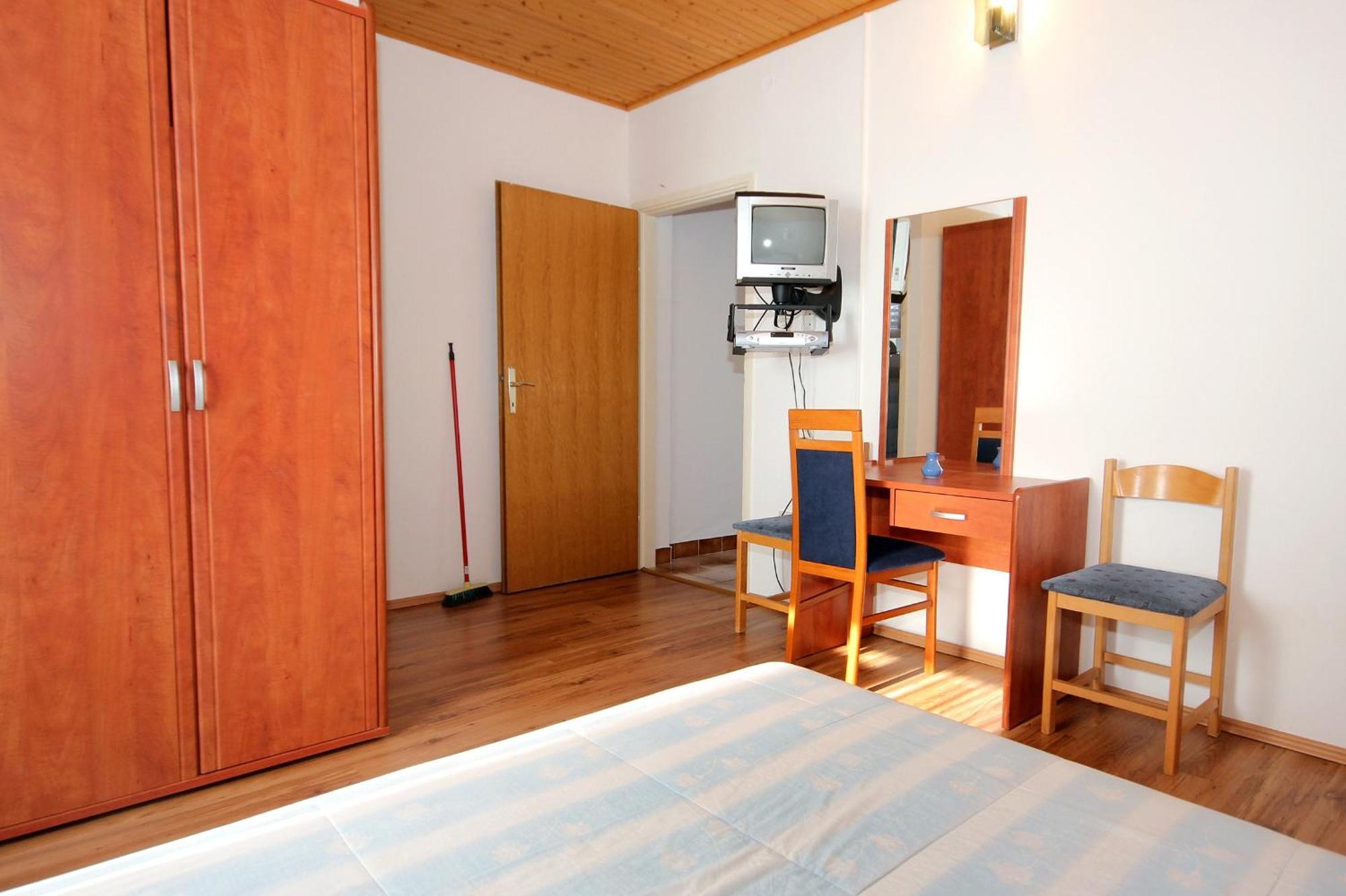 Apartments And Rooms By The Sea Mandre, Pag - 3557 Kolan Szoba fotó